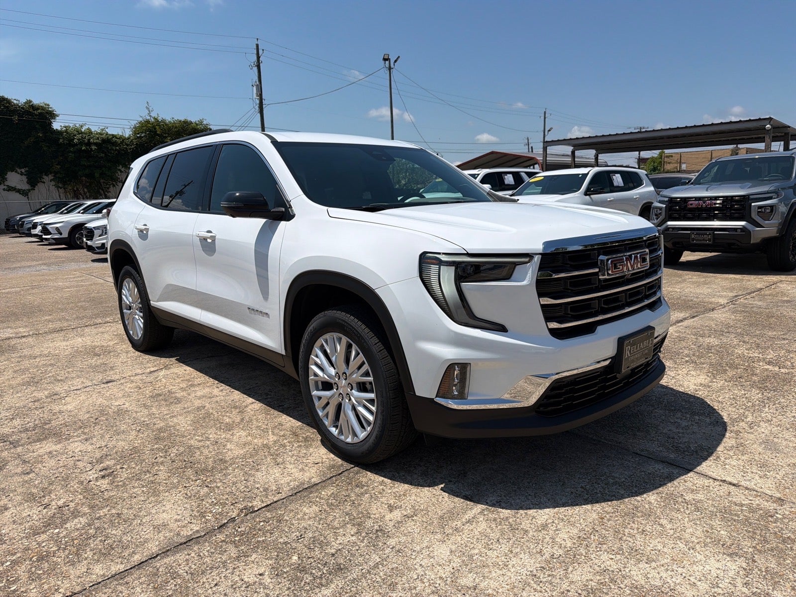2026 GMC Acadia Elevation