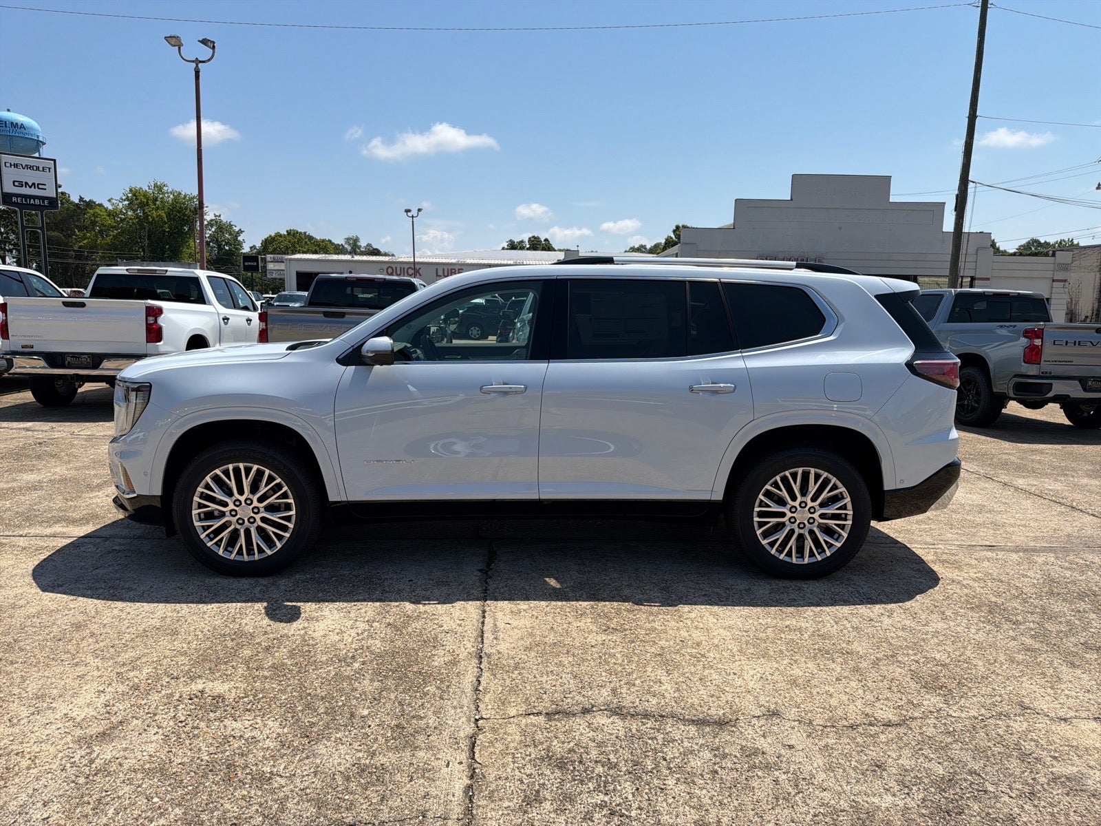 2026 GMC Acadia Denali