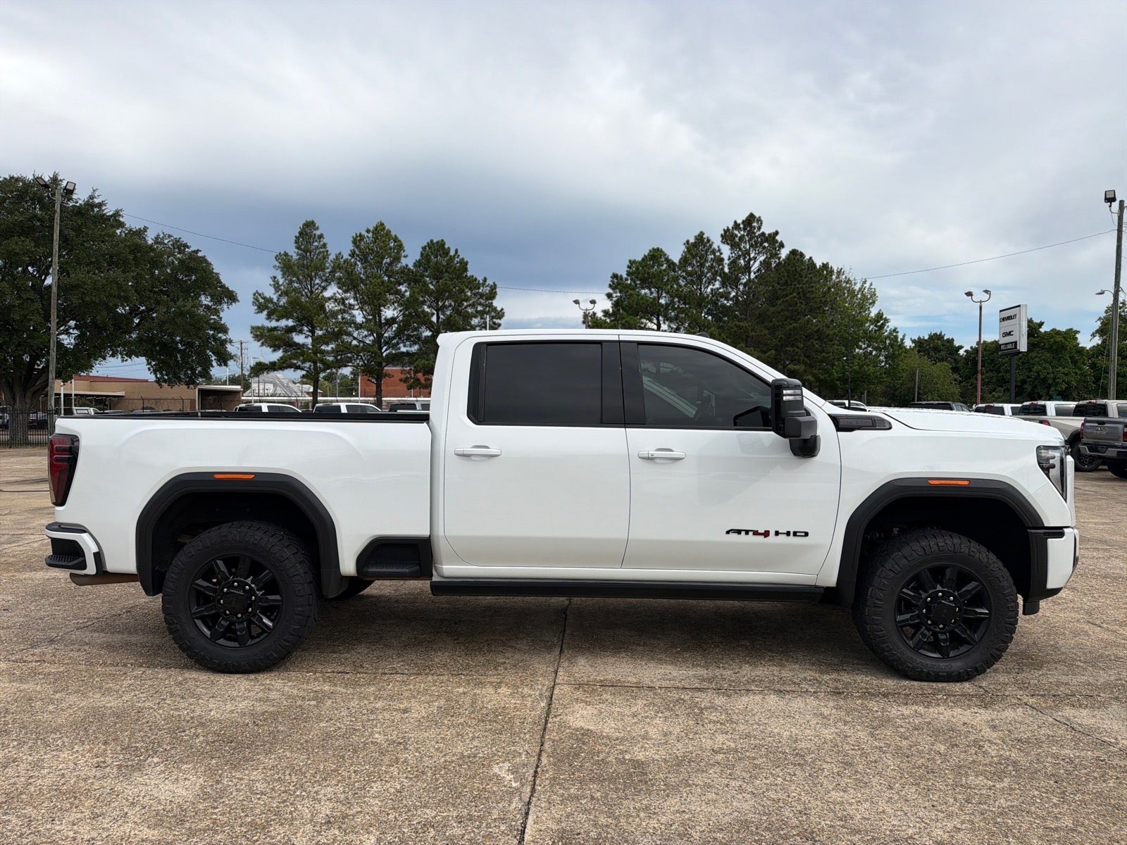 2024 GMC Sierra 2500 HD AT4