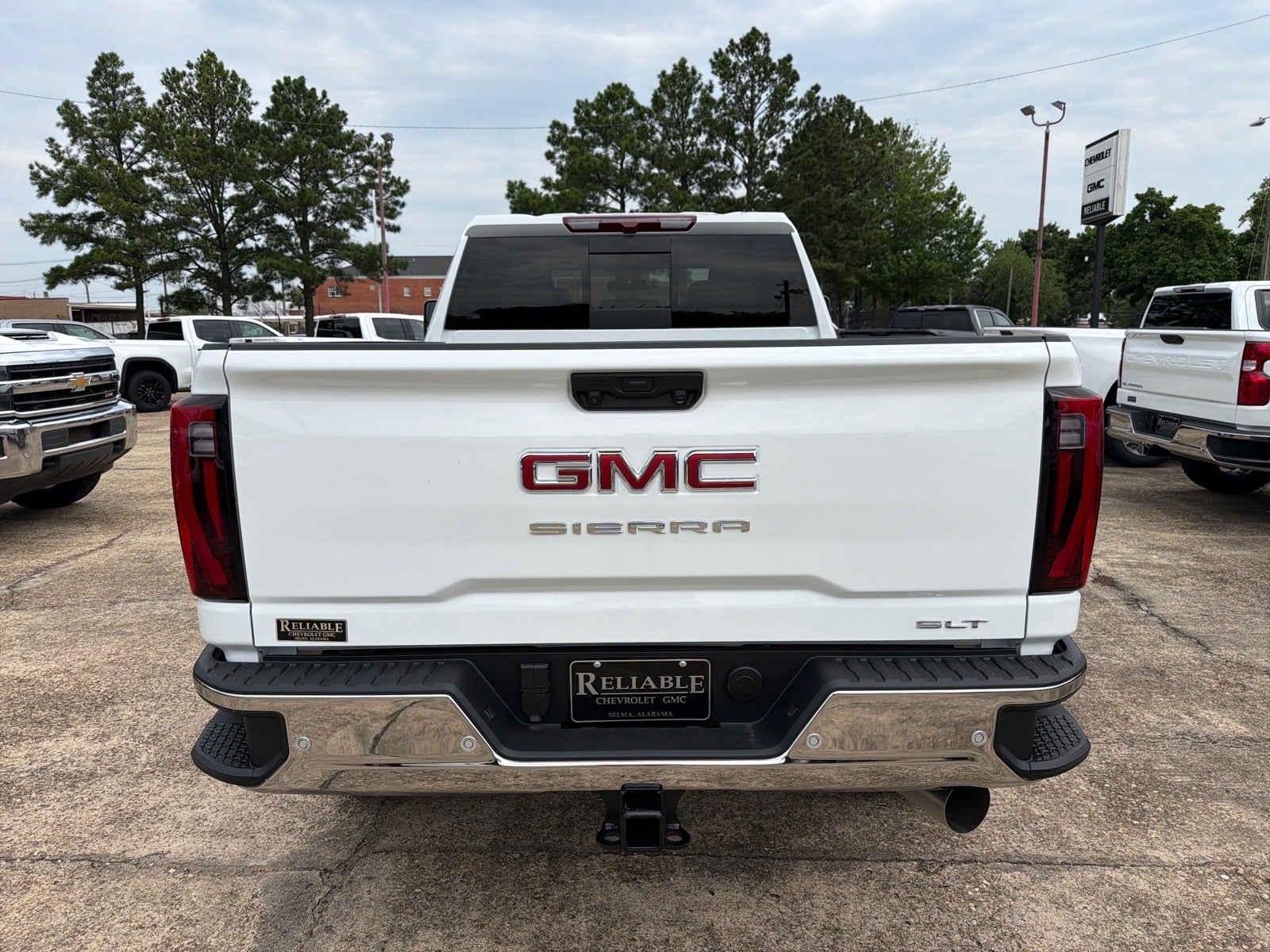 2026 GMC Sierra 2500 HD SLT