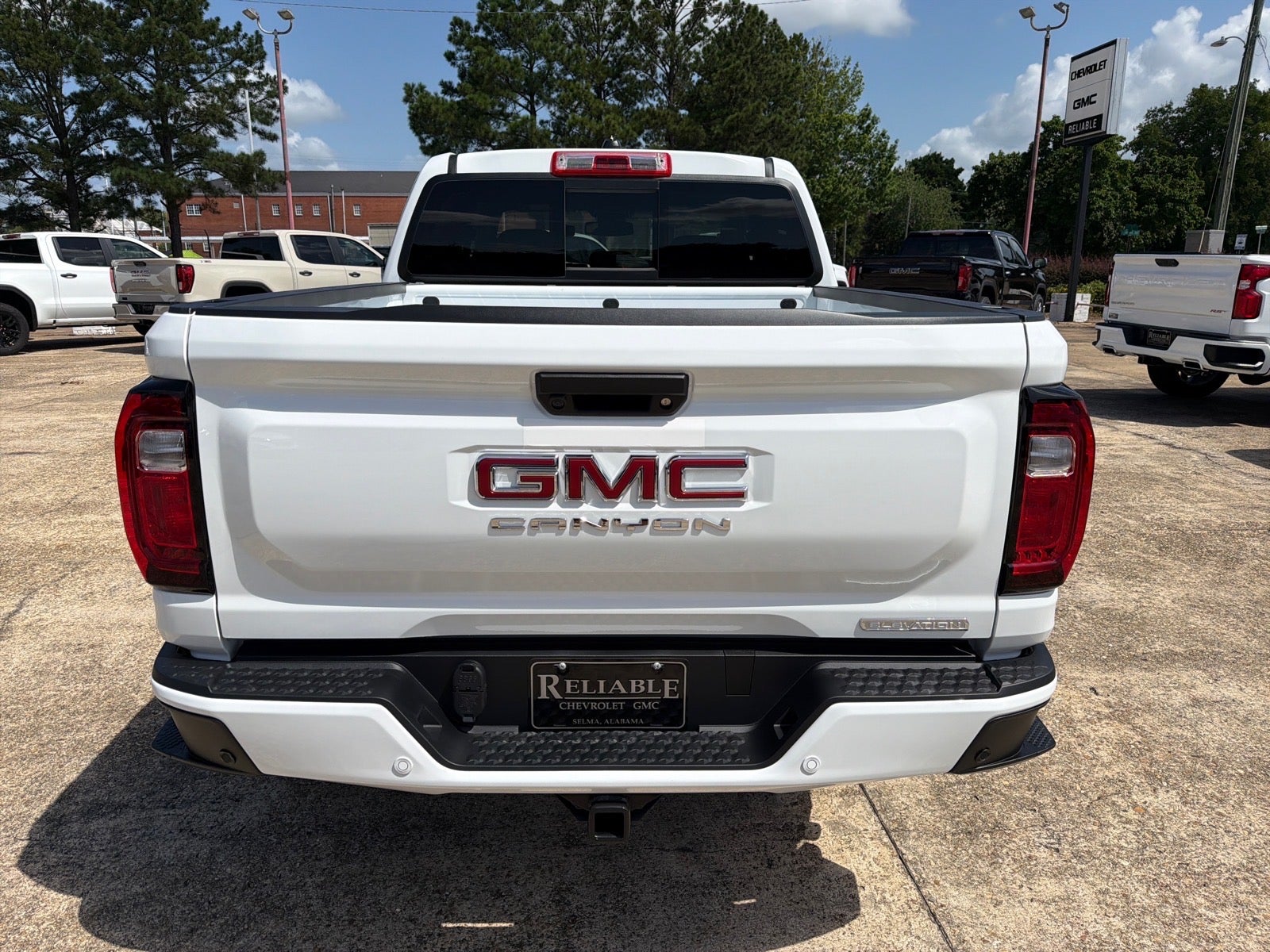 2026 GMC Canyon Elevation