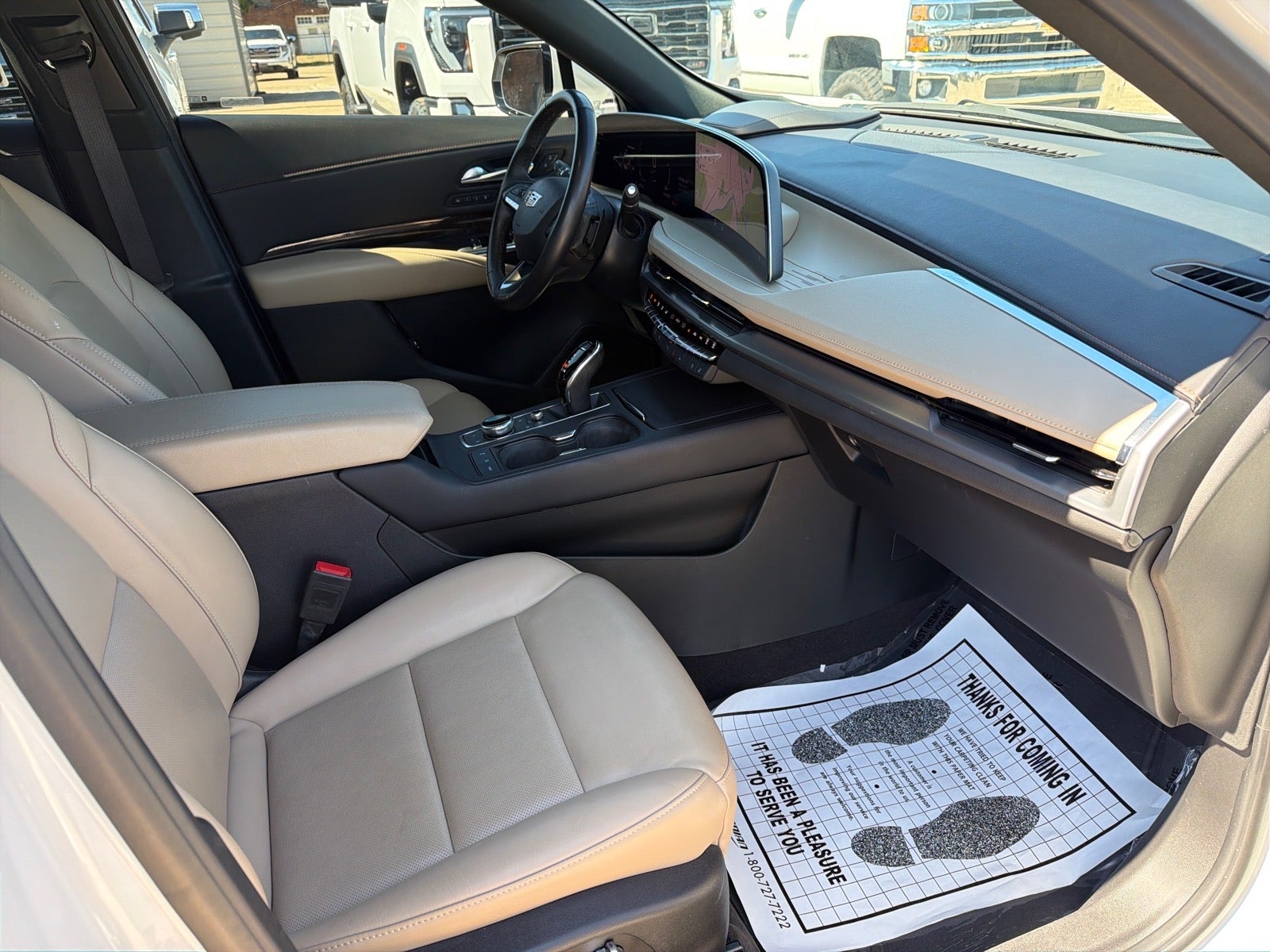 2024 Cadillac XT4 Premium Luxury