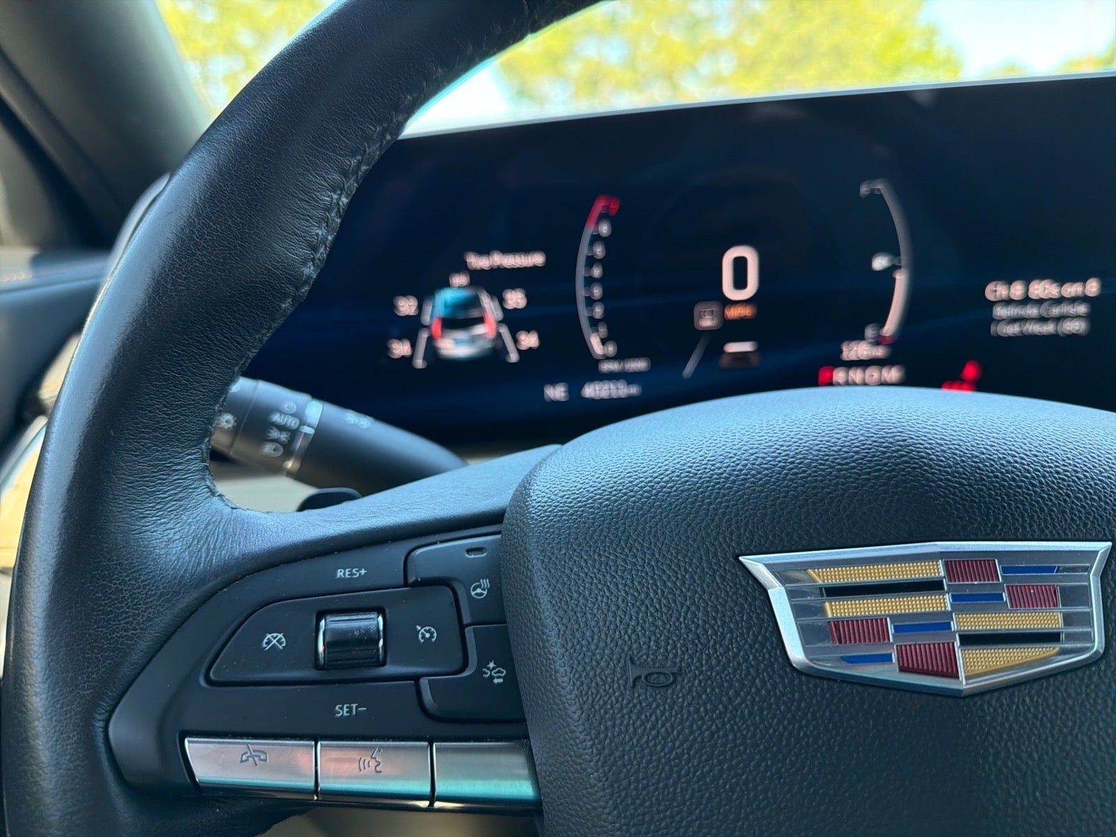 2024 Cadillac XT4 Premium Luxury