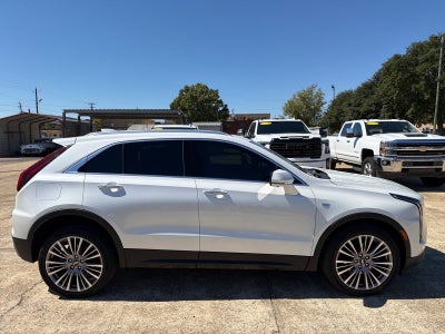 2024 Cadillac XT4 Premium Luxury