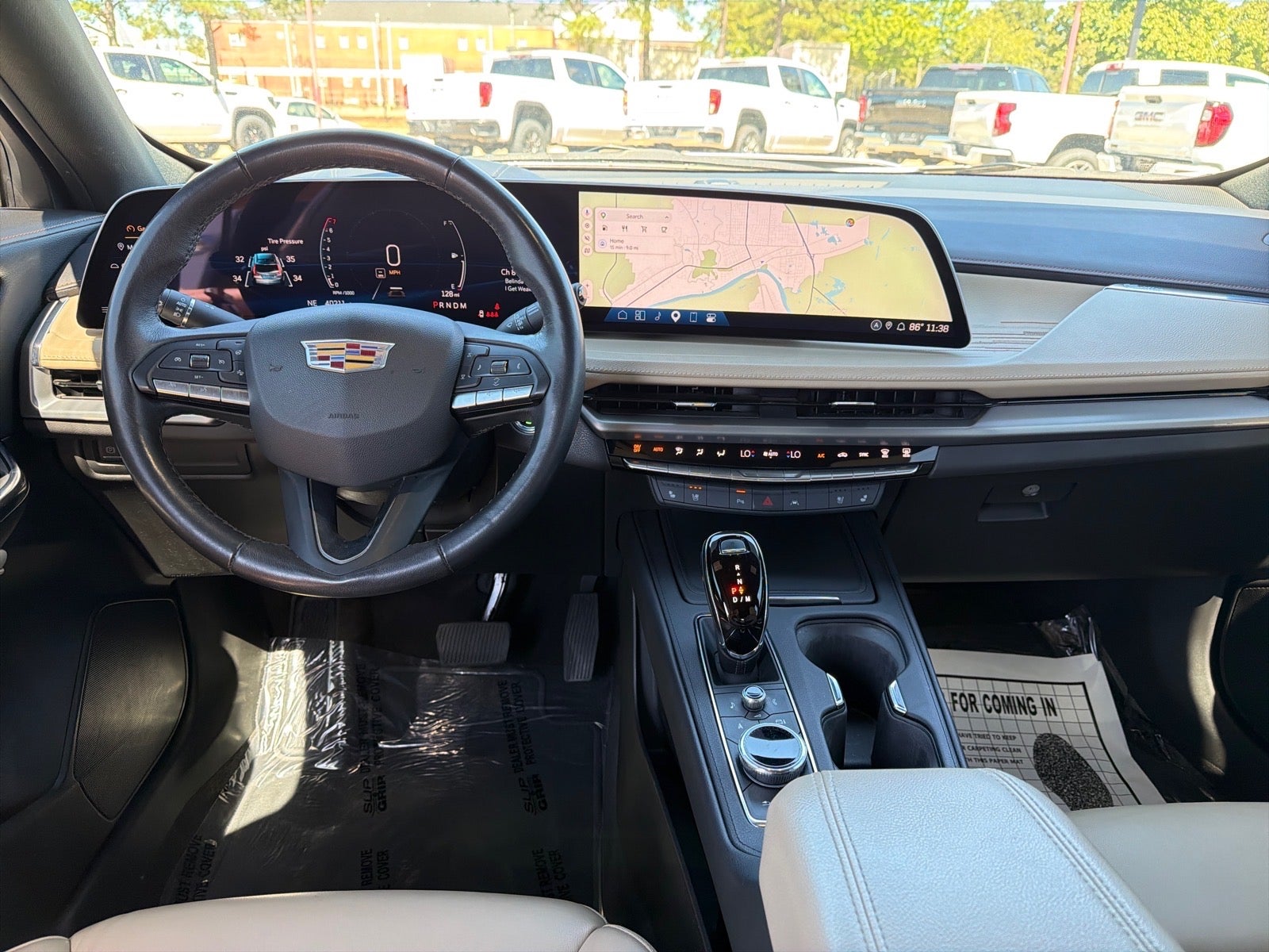 2024 Cadillac XT4 Premium Luxury