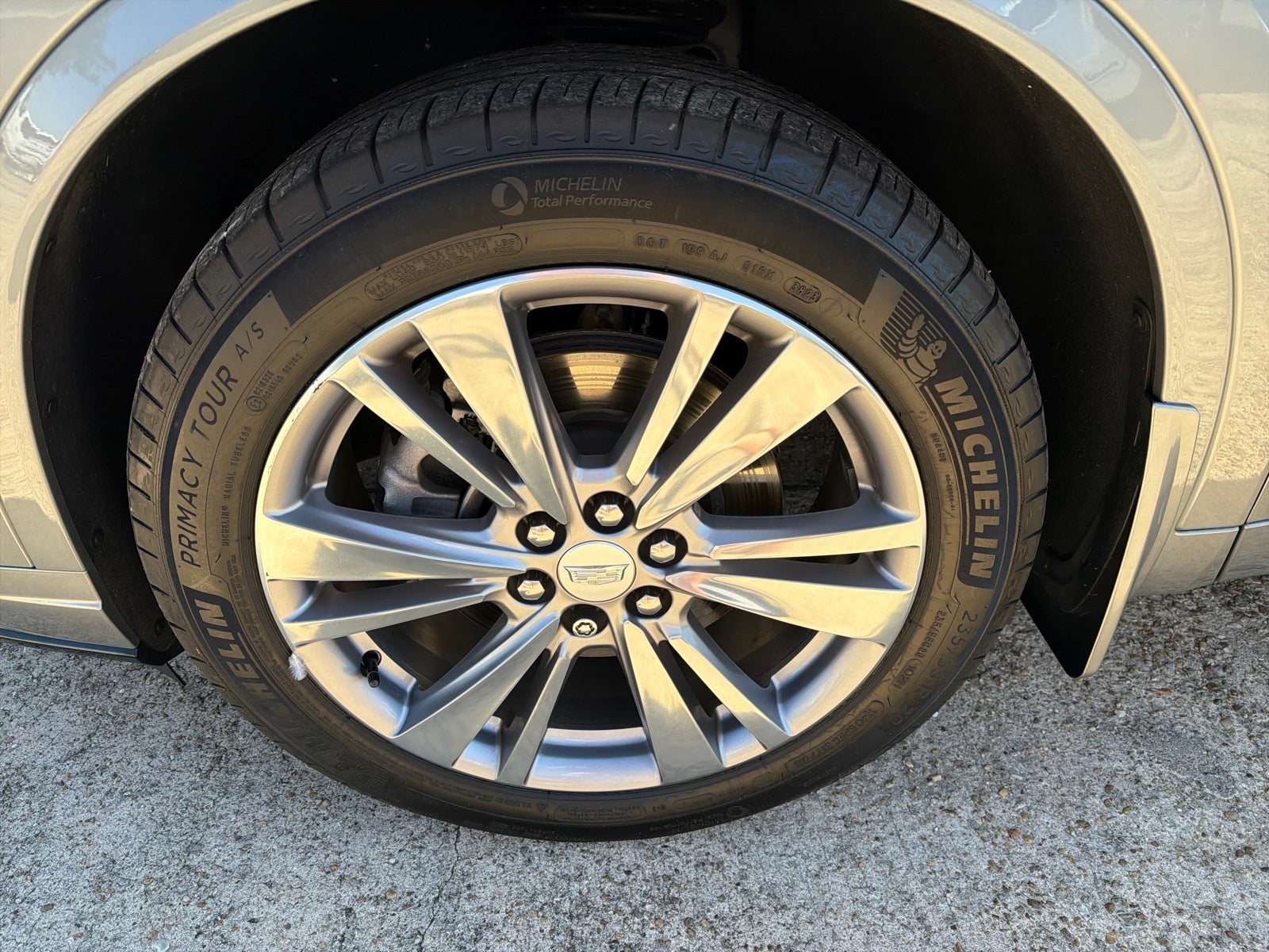 2024 Cadillac XT6 Premium Luxury