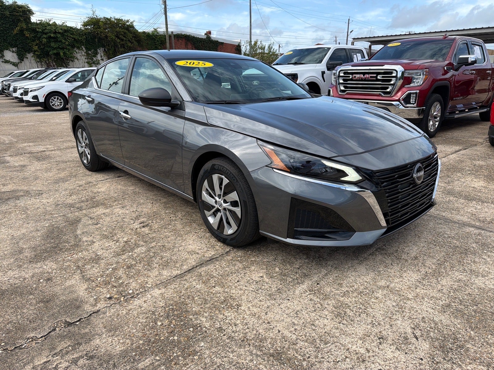 2025 Nissan Altima S
