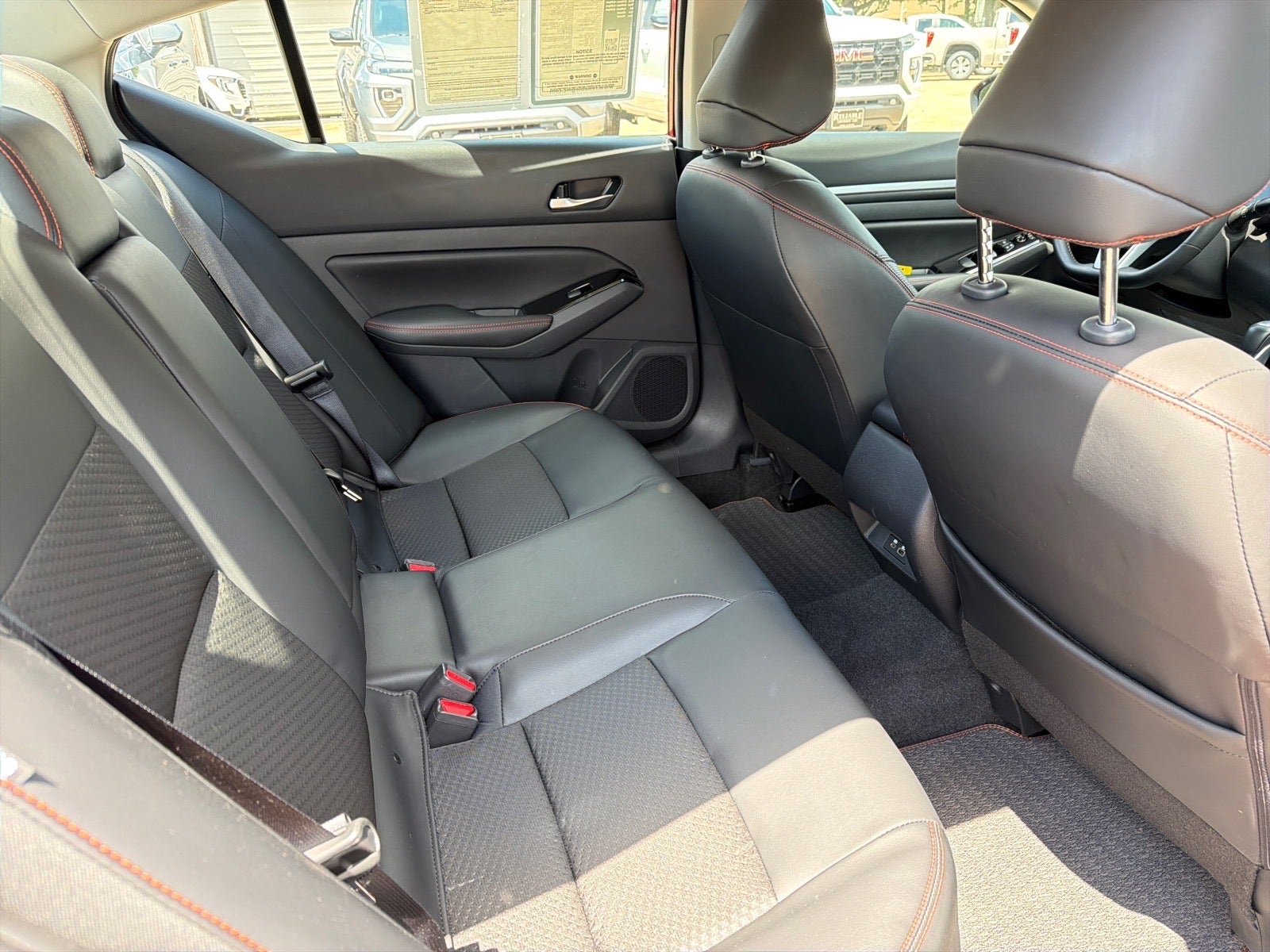 2025 Nissan Altima SR