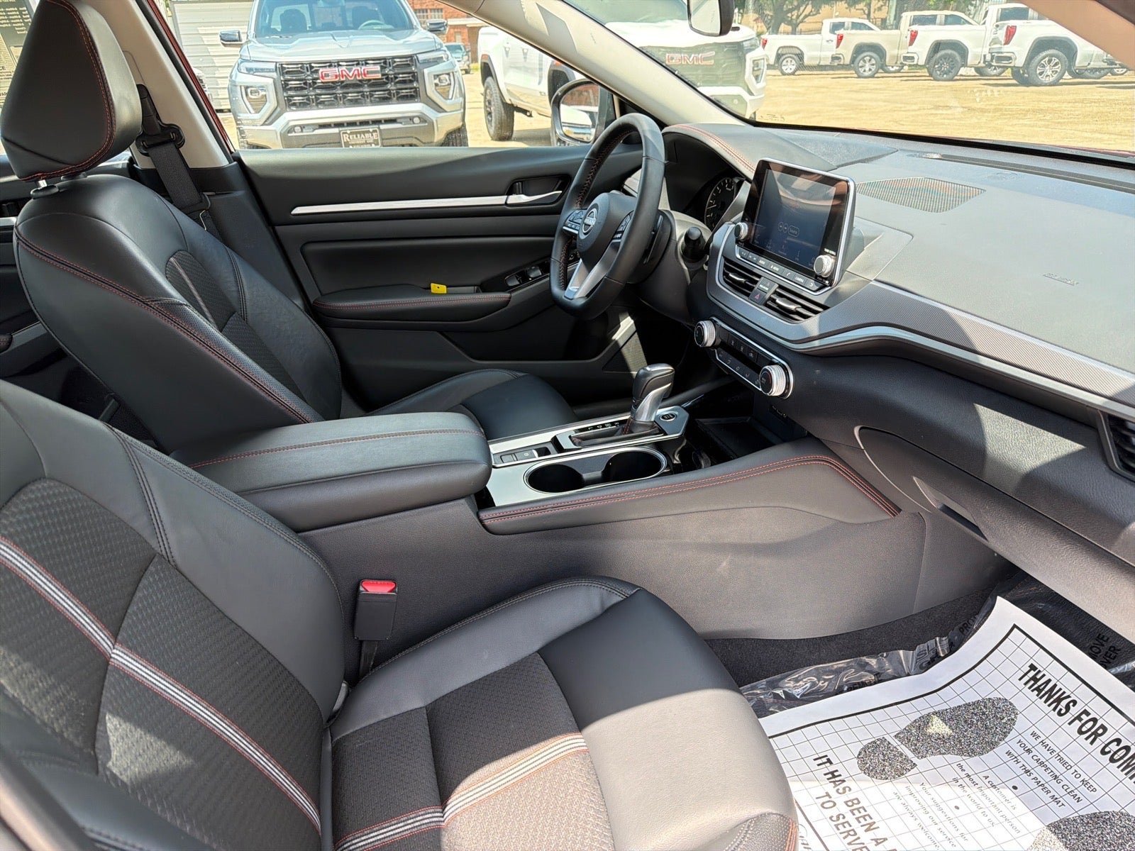 2025 Nissan Altima SR