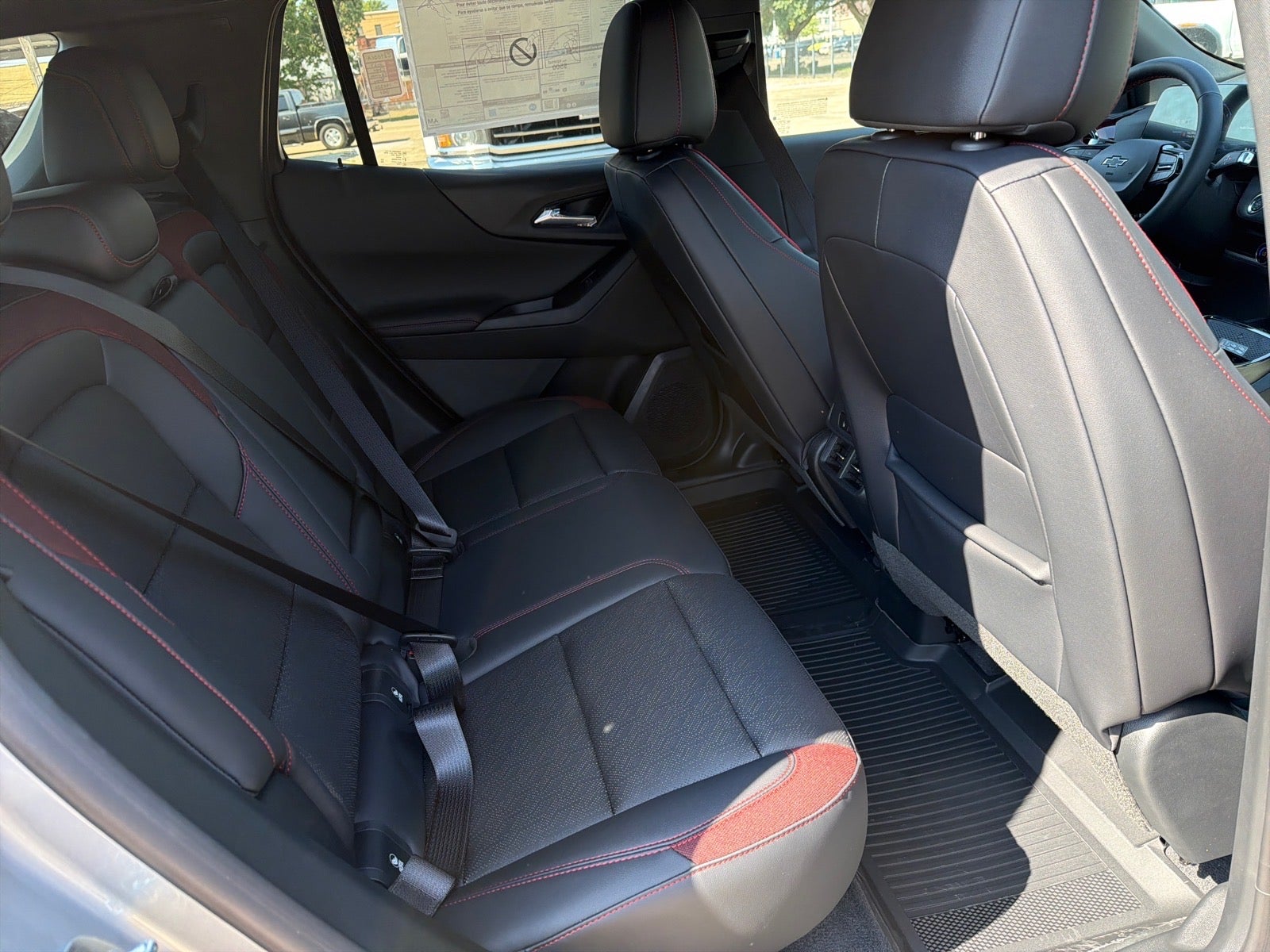 2027 Chevrolet Equinox RS - Photo 12