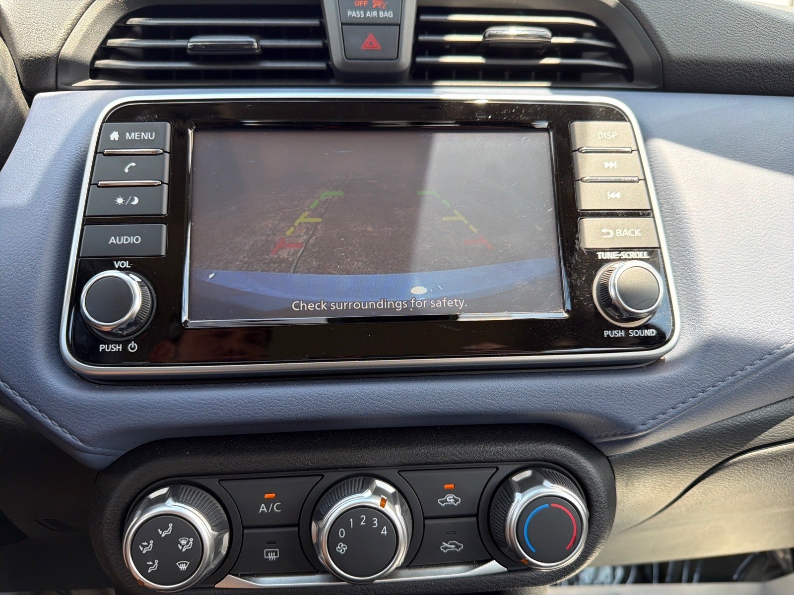 2024 Nissan Versa SV