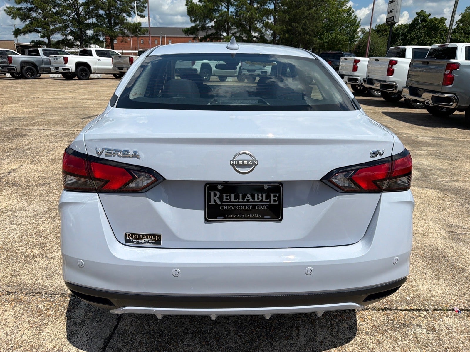 2024 Nissan Versa SV