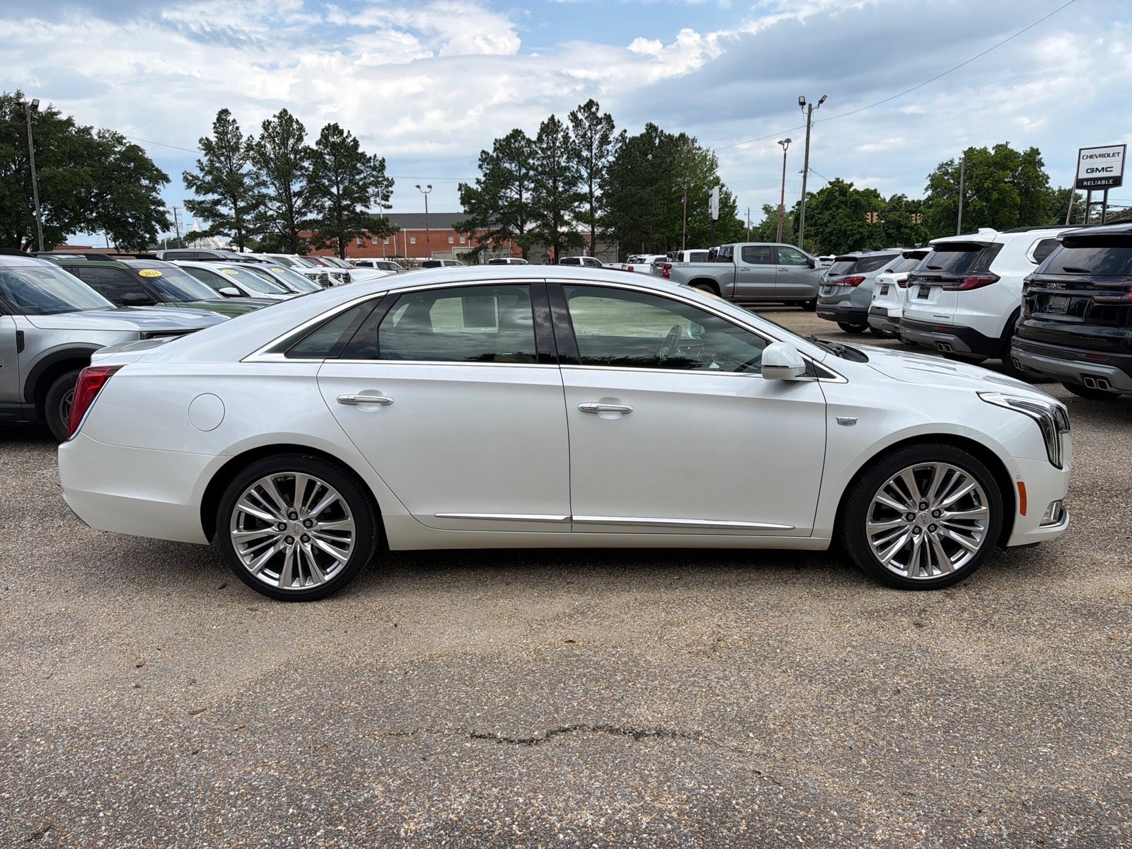 2019 Cadillac XTS Platinum
